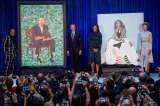 Retratista de Michelle Obama cancela exposición en museo tras denunciar censura