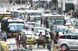 Polémica por cobro a buses y taxis por ‘poner’ música así sea de una emisora