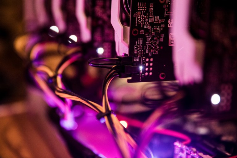 SoftBank Group desiste de vender la firma de microprocesadores Arm a Nvidia
