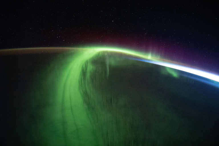 La Tierra enfrentará una tormenta geomagnética: auroras boreales llegarán más al sur