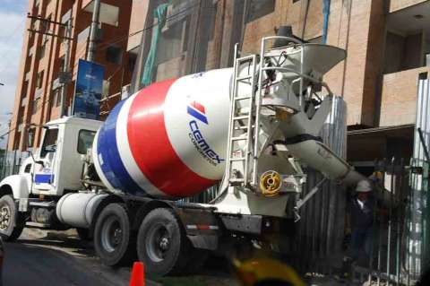 Cemex construirá una nueva planta