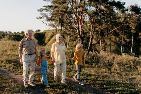 Cómo planear un viaje familiar con varias generaciones: abuelos, padres y niños