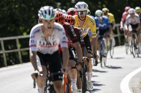 Como en el fútbol, habrá tarjeta amarilla en el ciclismo: ¿en qué consiste?