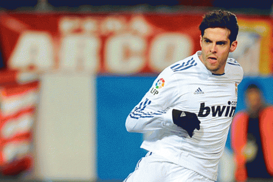 Berlusconi, "optimista" ante un posible regreso de Kaká al Milan