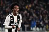 La cesta de Cuadrado en el entrenamiento de la Juve
