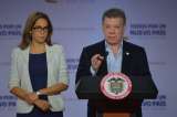 Santos pide a padres de familia denunciar abusos en listas escolares
