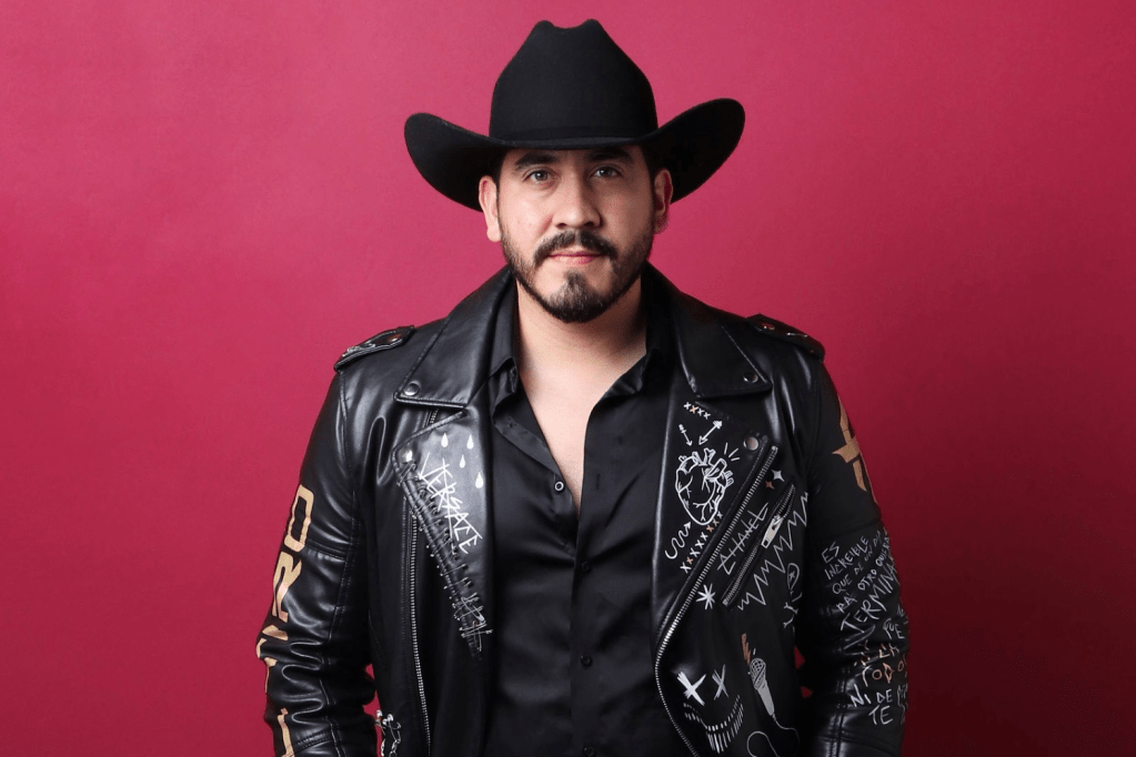 Armando Ramos, cantante mexicano de música regional.