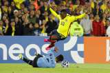 Colombia tropezó en Bogotá y abrió con derrota su camino en el hexagonal