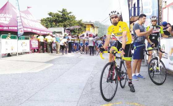 Mauricio Ortega, líder de la Vuelta a Colombia. / Jesús de la Hoz