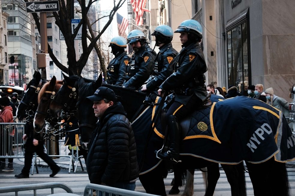 La violencia se encuentra entre los principales problemas que enfrenta el alcalde de la ciudad de Nueva York, Eric Adams.
