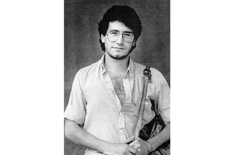 Un libro que recoge la obra del poeta y periodista Julio Daniel Chaparro