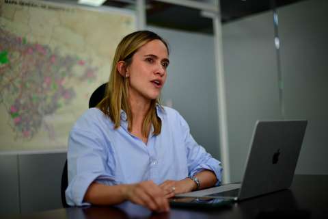 “Los contratos que tenemos, se van a mantener”: secretaria de la Mujer