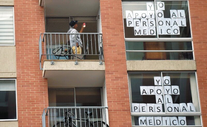 Cerca de 450 médicos, enfermeras, auxiliares y administrativos se han contagiado. / Getty Images