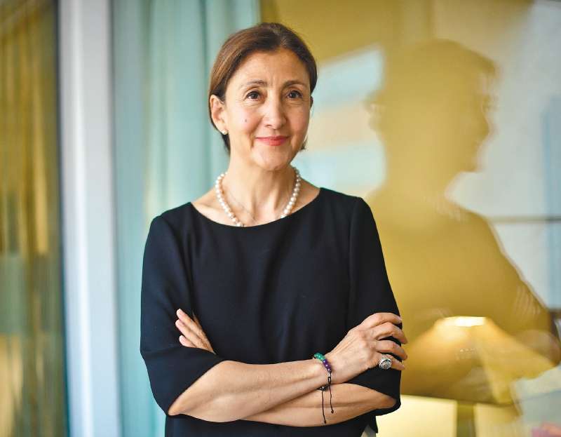 Ingrid Betancourt declinó su candidatura presidencial para unirse a Rodolfo Hernández.