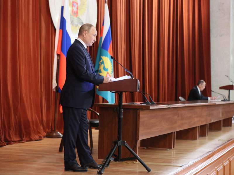 El presidente Vladimir Putin mantiene una aprobación del 60 % en Rusia, pese al pésimo manejo de la pandemia. / AFP