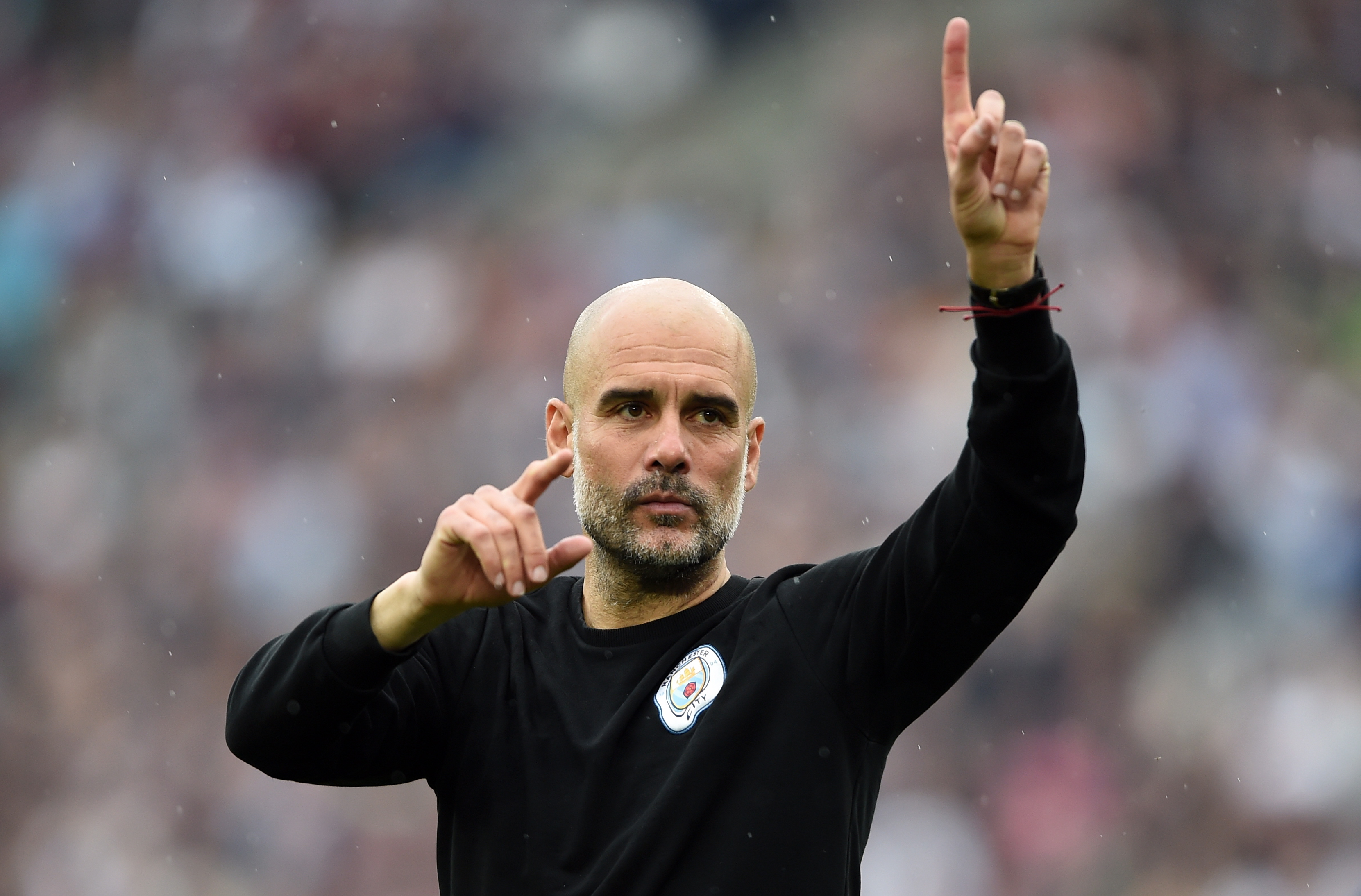London (United Kingdom), 15/05/2022.- Manchester City'Äôs manager Pep Guardiola reacts after the English Premier League soccer match between West Ham United and Manchester City in London, Britain, 15 May 2022. (Reino Unido, Londres) EFE/EPA/DANIEL HAMBURY EDITORIAL USE ONLY. No use with unauthorized audio, video, data, fixture lists, club/league logos or 'live' services. Online in-match use limited to 120 images, no video emulation. No use in betting, games or single club/league/player publications