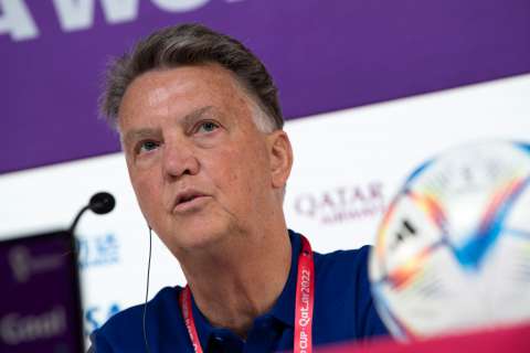 Van Gaal: “Queremos ser campeones del mundo, pero aún nos quedan cuatro partidos”