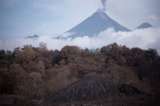Cuatro pueblos declarados inhabitables tras erupción de volcán en Guatemala