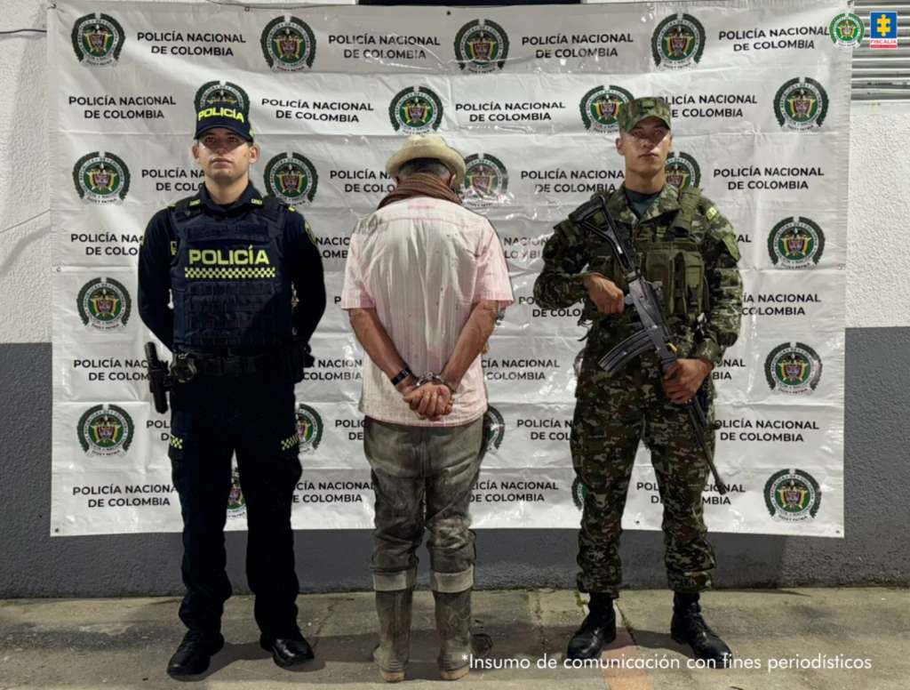 Imagen del procesado al momento de su captura. Es señalado de participar en un homicidio que se presentó 14 de marzo zona rural de Venecia (Cundinamarca).