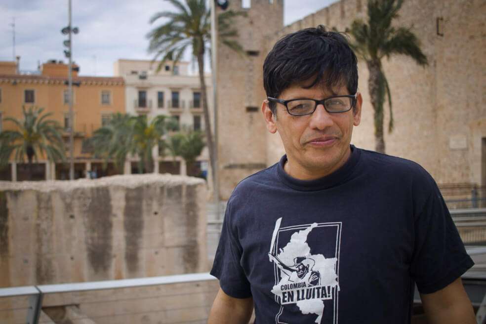Héctor Tello fundó Esteros, un proyecto con el que le apuesta a la cultura, la danza y la música para niños, en su mayoría afrocolombianos, víctimas del conflicto armado. / Hakim Abushihab Collazos