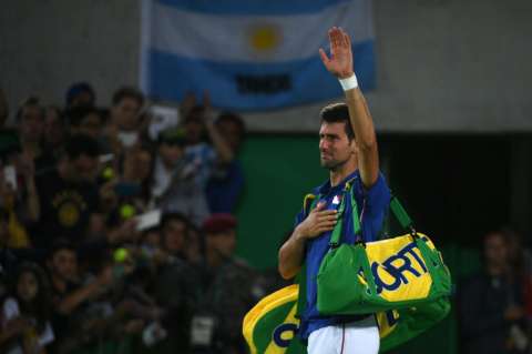 Djokovic se habría operado la mano derecha
