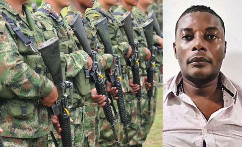Imagen de referencia de miembros del Ejército (izquierda) y alias Matamba (derecha), quien se habría fugado de la cárcel La Picota en marzo de 2022.