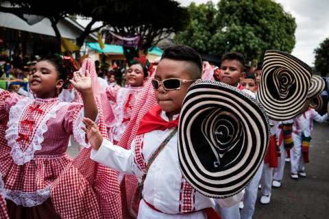 Volver a la fiesta en la que el olvido no baila