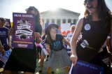 Tribunal Supremo de EE.UU. fortalece el derecho de las mujeres a abortar