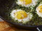 Receta para preparar huevos al pesto