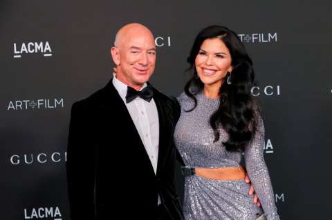 Jeff Bezos y Lauren Sánchez se comprometen, así fue la romántica propuesta