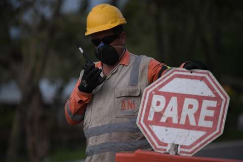 Cierran el puente que comunica Pereira y Dosquebradas por riesgo estructural