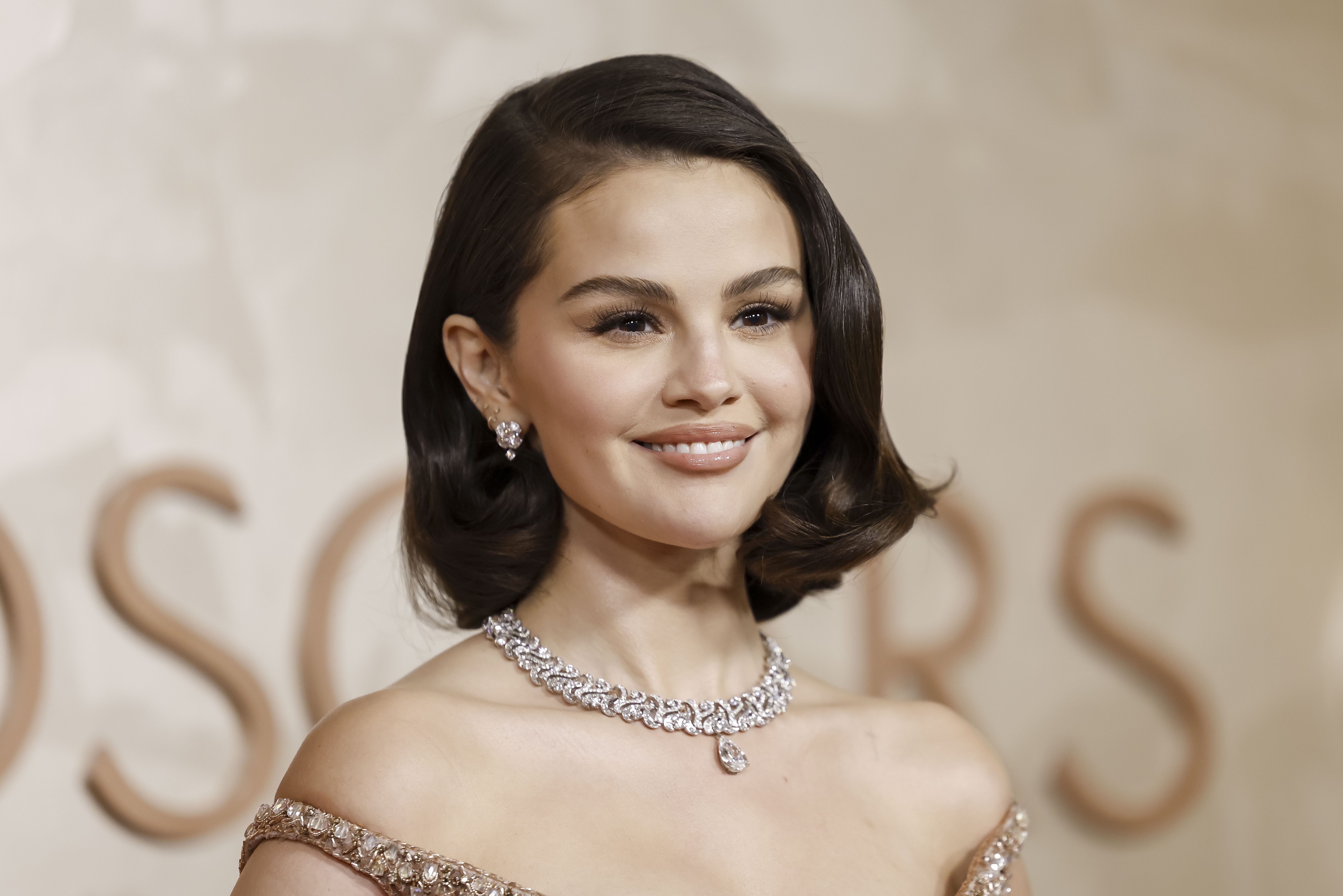 LOS ANGELES (United States), 03/03/2025.- Selena Gomez arrives on the red carpet during the 97th annual Academy Awards ceremony at the Dolby Theatre in the Hollywood neighborhood of Los Angeles, California, USA, 02 March 2025. EFE/EPA/CAROLINE BREHMAN