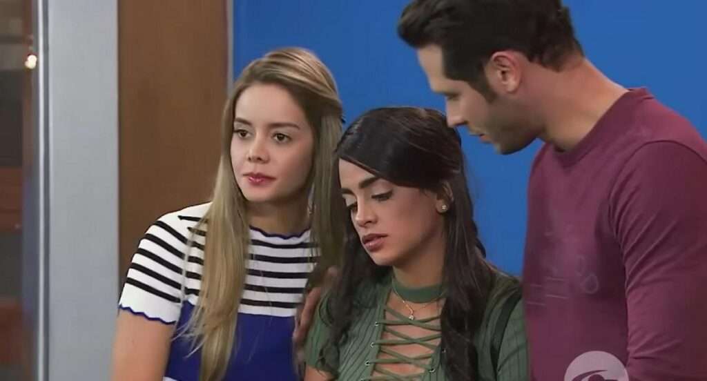 Alejandra Isaza en su papel de Ana, la DJ de 'Tu voz estéreo'.