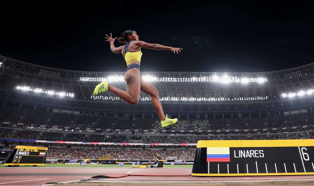 Así fue el salto de Natalia Linares en el Estadio Nacional de Japón, en el Mundial de Atletismo de Tokio 2025.