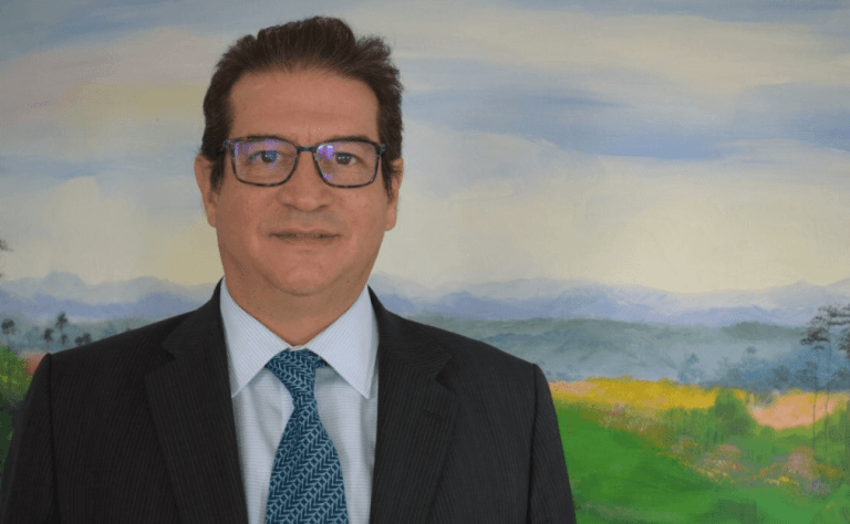 Duque designa a Rodolfo Enrique Zea como nuevo minagricultura