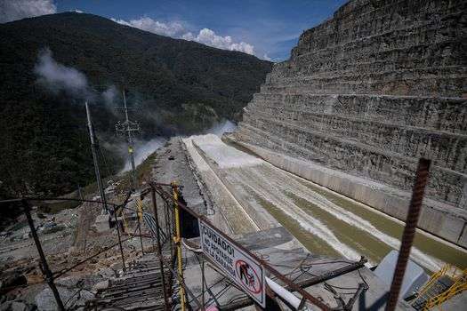 Aseguradoras buscan acuerdo con EPM para darle continuidad al proyecto eléctrico.