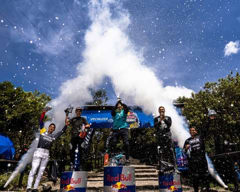 Un francés se coronó como el ganador de Red Bull Monserrate Cerro Abajo 2021