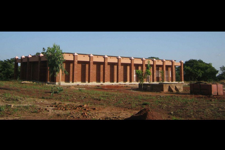 Aspecto del Hospital del Placer que atenderá a las mujeres en Burkina Faso