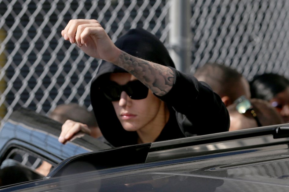 Justin Bieber en libertad tras pagar una fianza de 2.500 dólares.