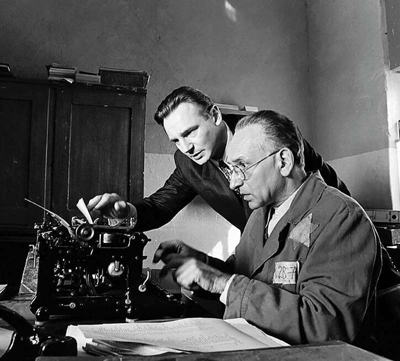 Escena de la película "La lista de Schindler", que se estrenó el 15 de diciembre de 1993 en Estados Unidos.