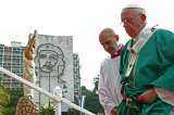 El papa insta a los cubanos a servir "a las personas" y no a las ideas