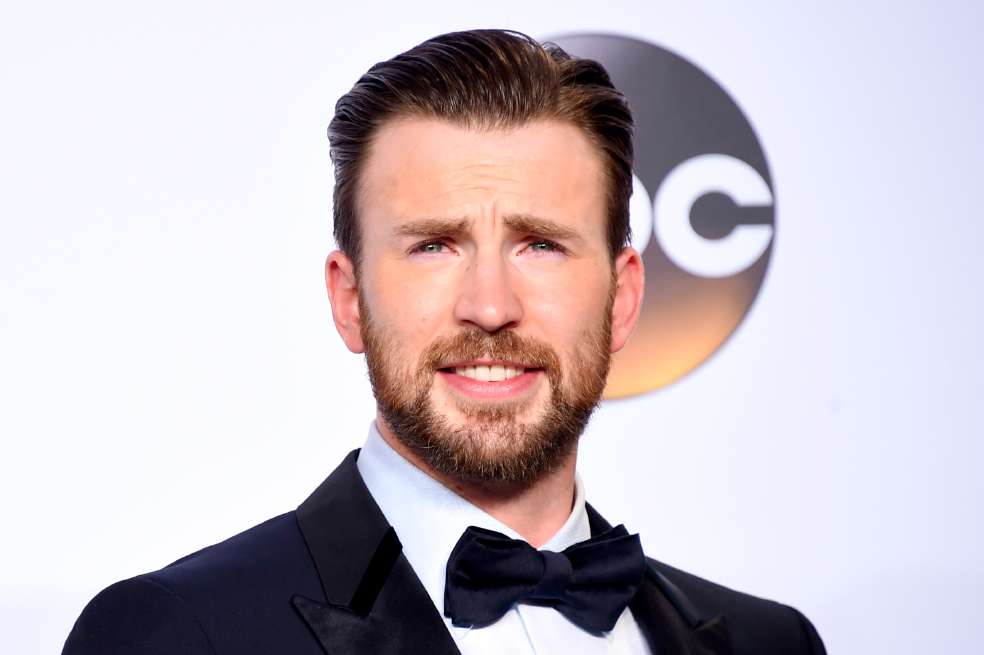 Chris Evans es el hombre más sexy del mundo 2022, según la revista People