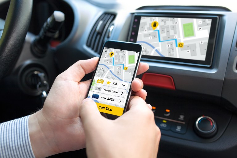 En firme resolución que moderniza servicio de taxis en Bogotá