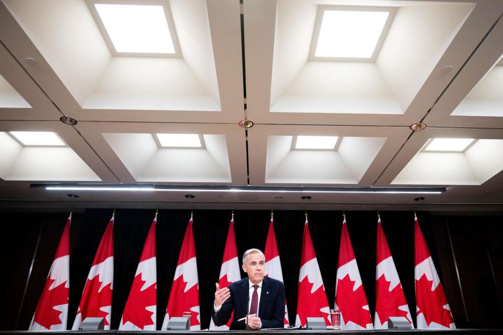 FOTODELDÍA OTTAWA (CANADÁ), 02/05/2025.- Mark Carney ofrece su primera rueda de prensa este viernes desde que el lunes ganara las elecciones generales para ser elegico primer ministro de Canadá. EFE/ Spencer Colby
