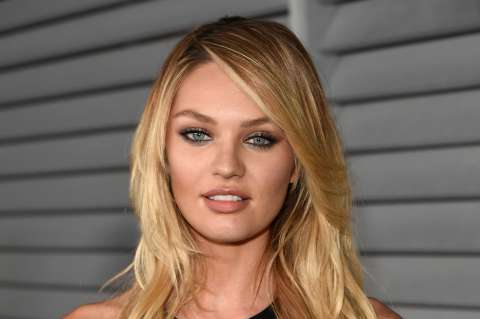Candice Swanepoel responde críticas sobre su cuerpo: "Soy yo 12 días después de tener mi hijo"