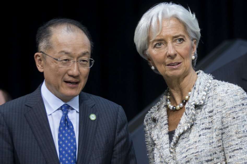 Jim Yong Kim, presidente del Banco Mundial y Christine Lagarde, directora gerente del Fondo Monetario Internacional (FMI). / Bloomberg News