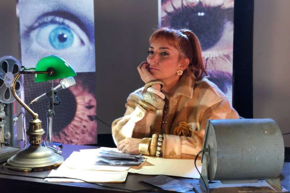 Mirella Cesa hizo parte del diseño de vestuario del videoclip de "Cuando me miras".