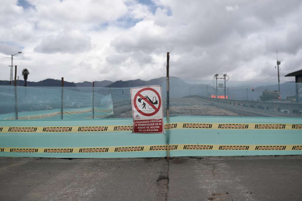 Panorámicas de los cierres de los puentes de la Calle 13 con Américas y 50