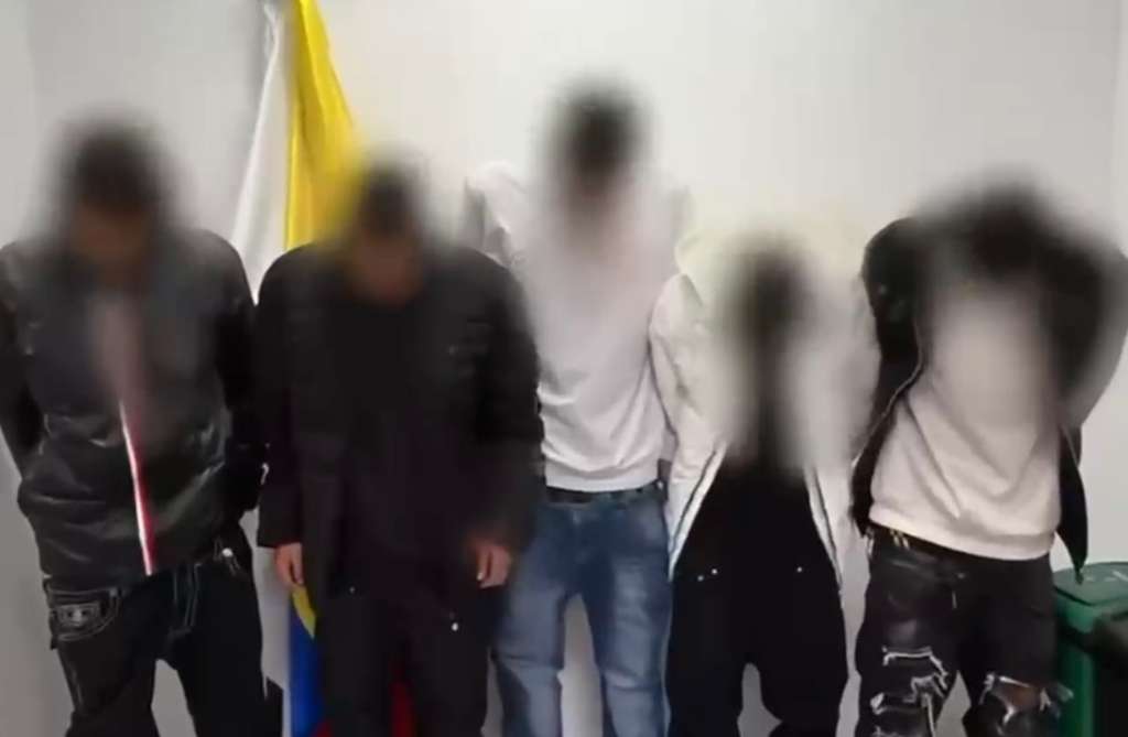 El vehículo fue recuperado minutos después gracias a un plan candado desplegado por la Policía.