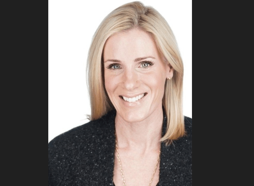 Kristin Cabot renunció a la empresa donde trabajaba tras el escándalo.
